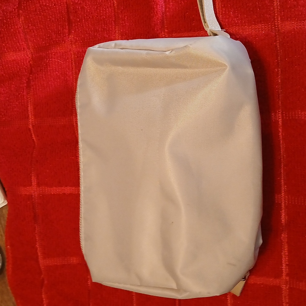 Elegant Cream Women's Make-Up Bag